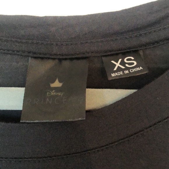 Disney T-Shirt - Picture 3 of 5